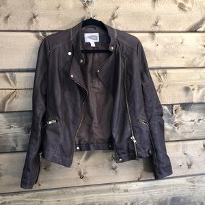 Forever 21 faux leather jacket. Size s
